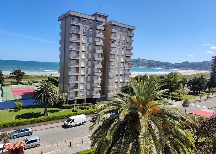 Katt Y El Mar * لاريدو