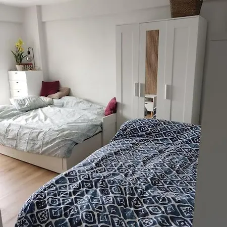 Katt Y El Mar * Laredo