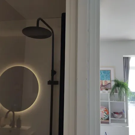 Katt Y El Mar Lägenhet